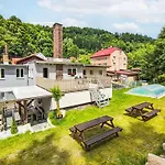 U Dzina-4 By Interhome Daire