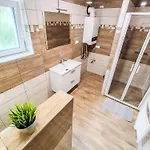 U Dzina-4 By Interhome Daire