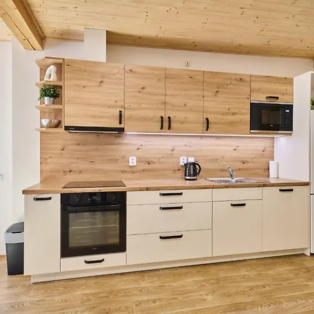 U Dzina-4 By Interhome *