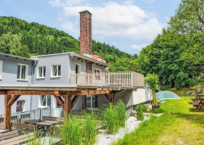U Dzina-4 By Interhome *