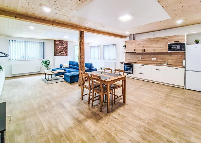 U Dzina-4 By Interhome *