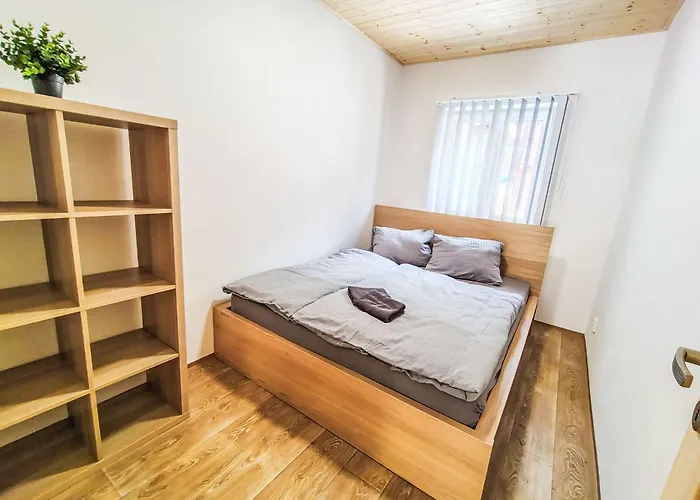 U Dzina-4 By Interhome * Polubny